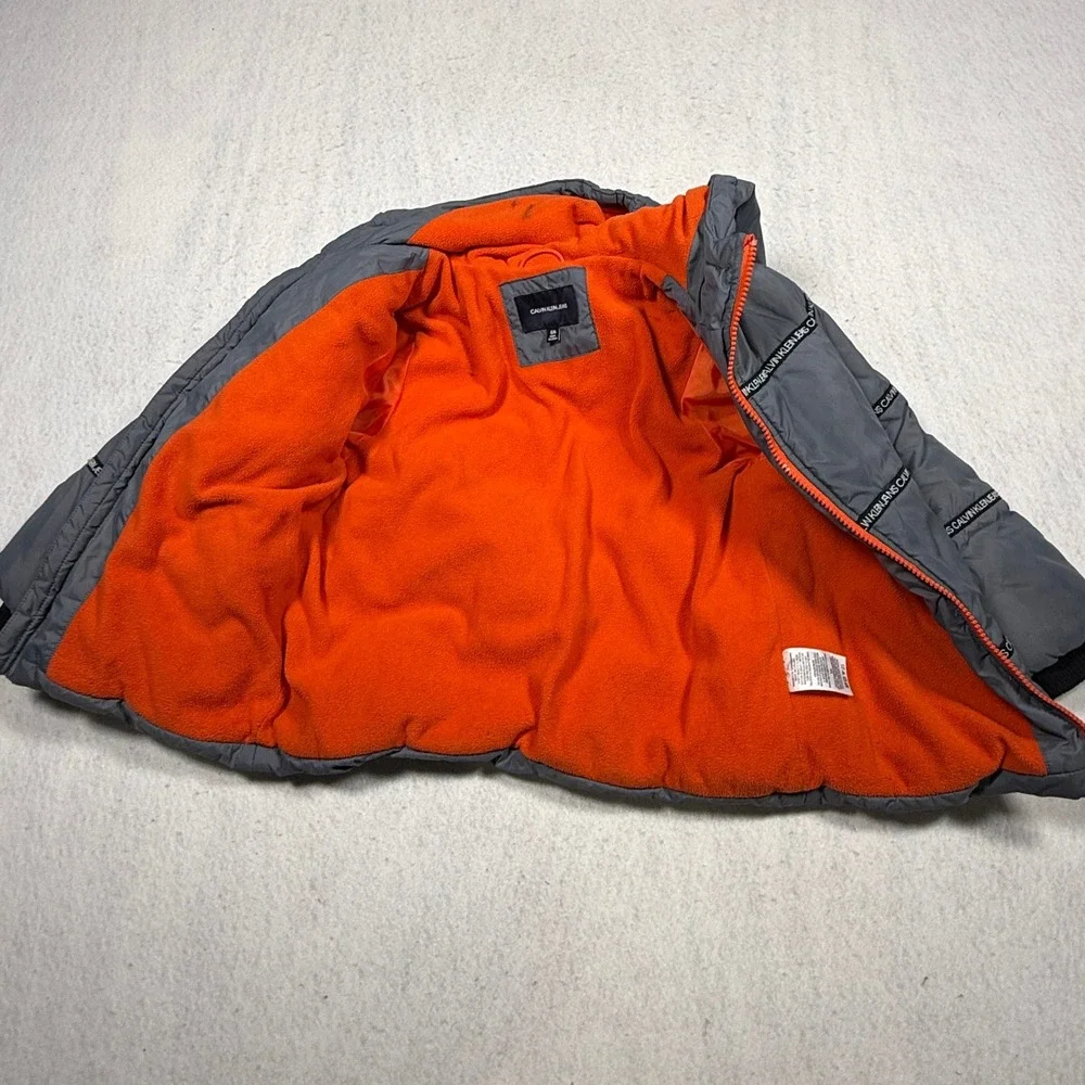 Calvin Klein Jeans Kids Grey Logo Tape Puffer Jacket Hooded 5/6 35H46811-08